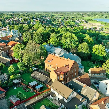 Lux Lutsu Apartment - Old Town Charm, Prime Spot