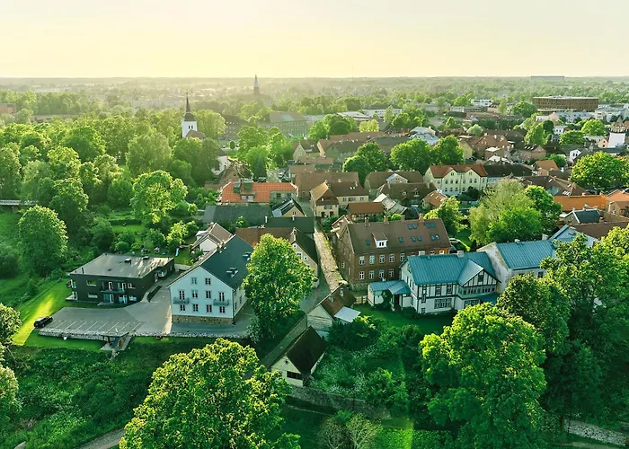 Your Lutsu Lux Retro Prime Spot Apartment